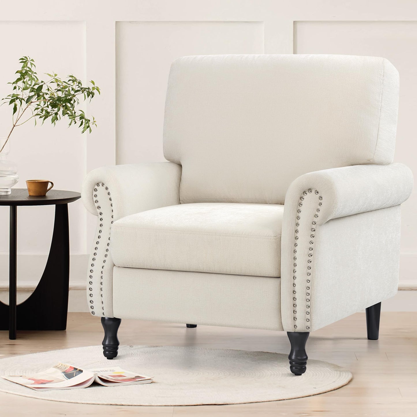 Oversized Living Room Chair with Upholstered Arm